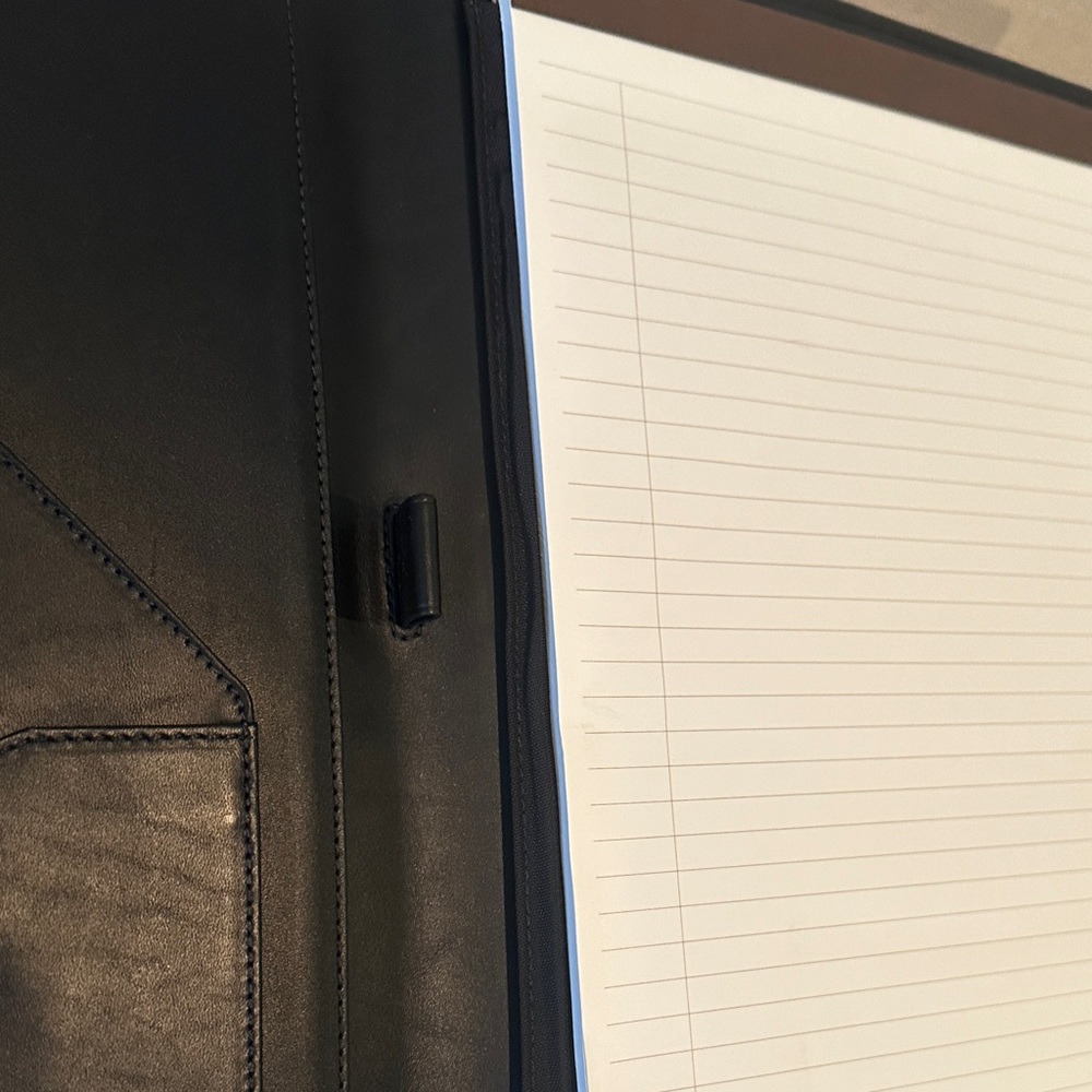 Coach Black Leather Document Holder. In new condition. - Picture 4 of 5